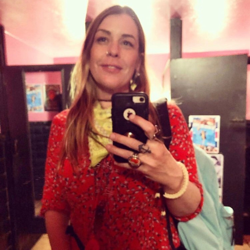 Meet your Posher, Kelly